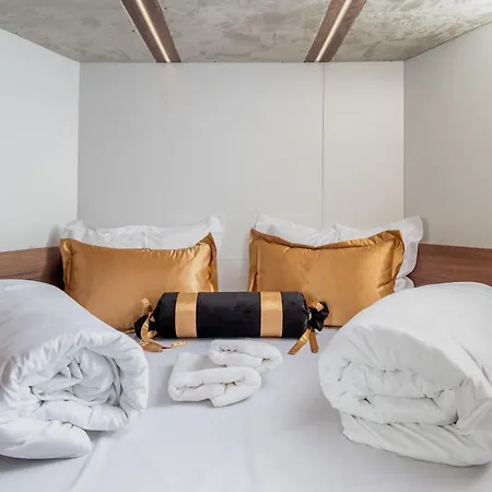 보트호텔 Condor Yachting Boat *